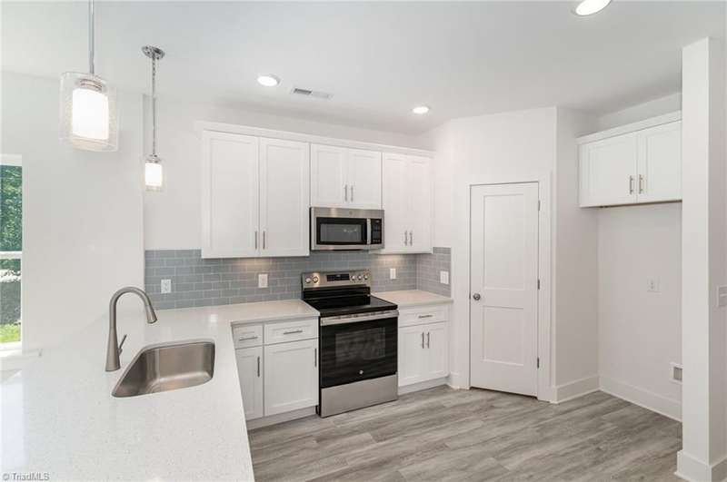 photos of a similar Frisco plan