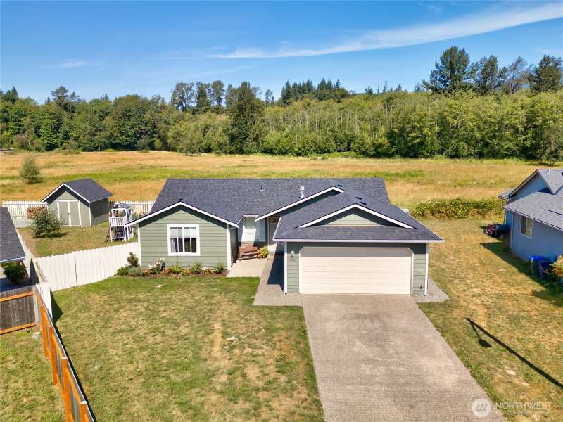 Welcome to this lovely 3bed/2bath rambler on a large 0.21 acre lot.