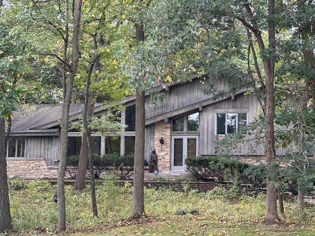 N71W26633 White Oak Dr