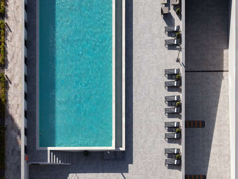 Stunning High-end Apartment Image