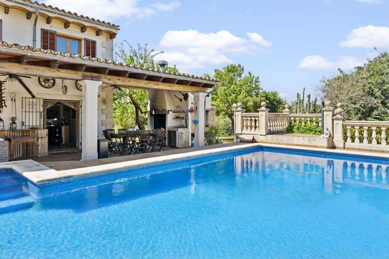 Chalet-adosado-Santa-Maria-del-Camí