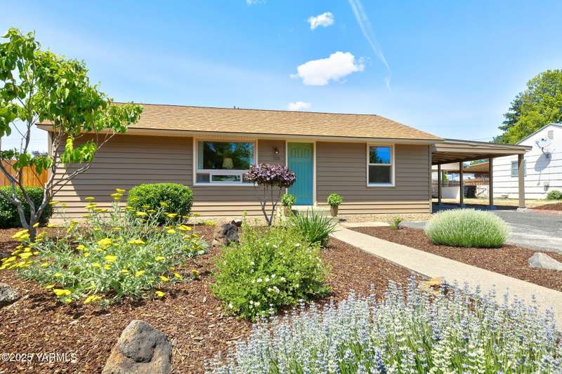 Nelson_250604_53ave_Yakima_01