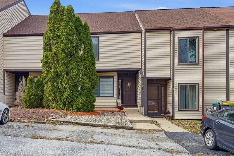 Welcome to 3240 Brookline Road!