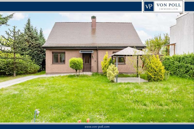 Sonniges Grundstück im Blumenviertel mit Einfamilienhaus und großzügigen Bebauungsmöglichkeiten