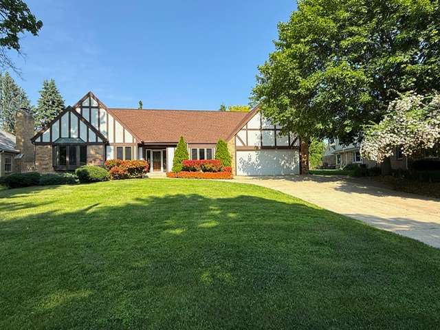 3120 N Argonne Dr