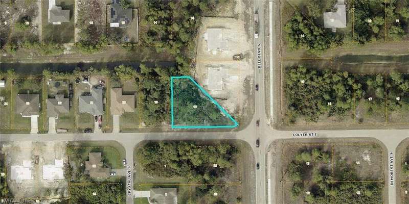 Aerial overview of property's location featuring property boundaries highlighted