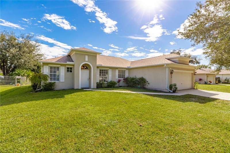 View of front facade with a 2024 shingled roof