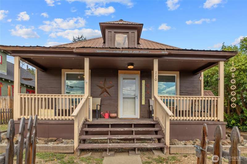 Welcome to 110 W 3rd Street Cle Elum