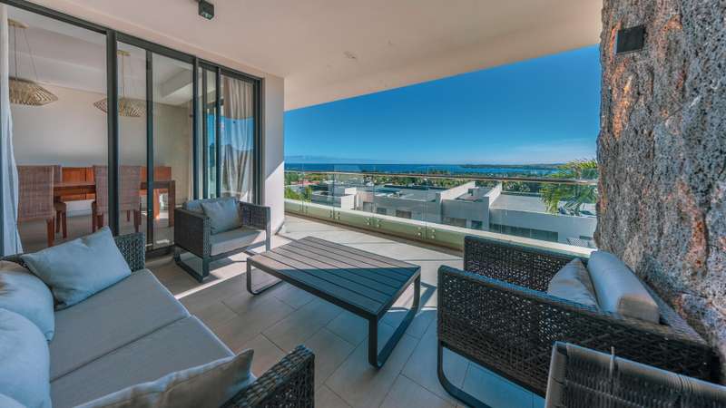 VILLA PARKLANE 6060  CARLOS BAY A23