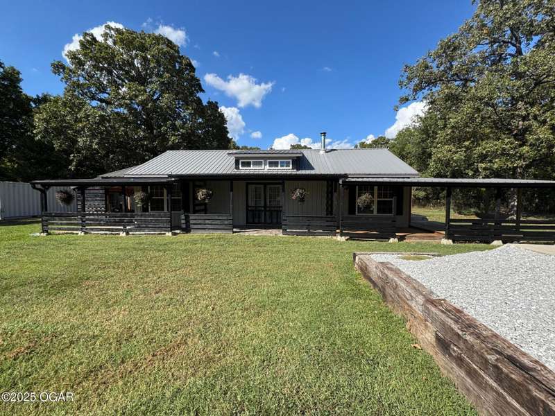 2256 Holly Road