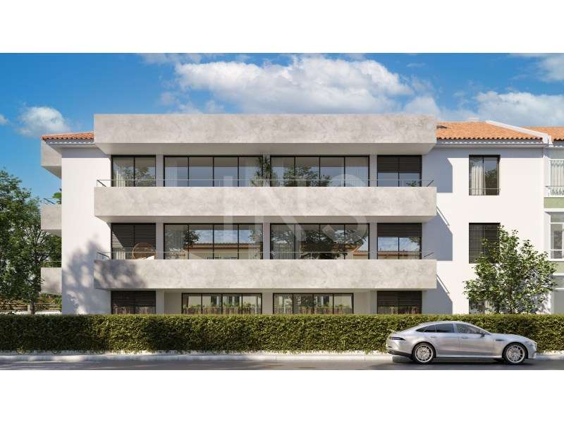 Apartamento T3 em condomínio de luxo no centro de Carcavelos