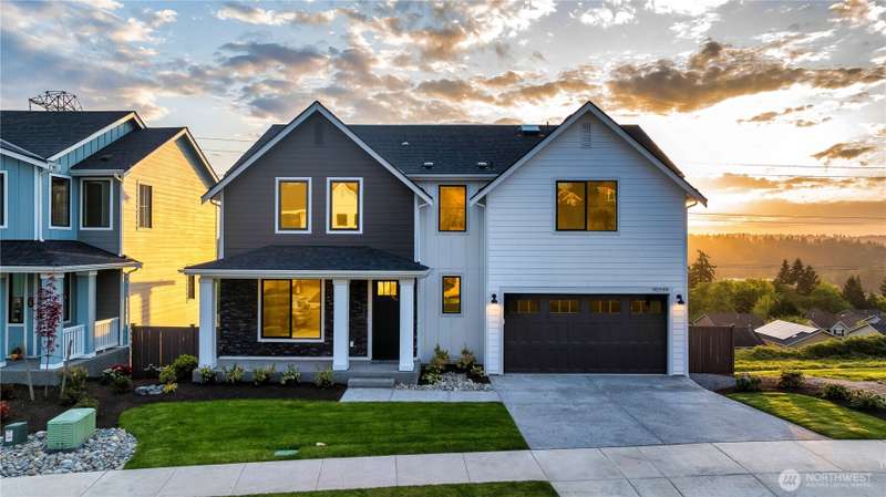 Photo of another 3569 Elevation B home in the community.  Exterior paint scheme and lot details will vary. Please ask for details.