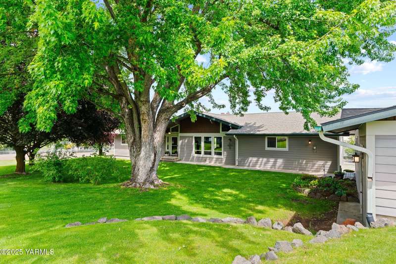 1312 Dazet Rd-14