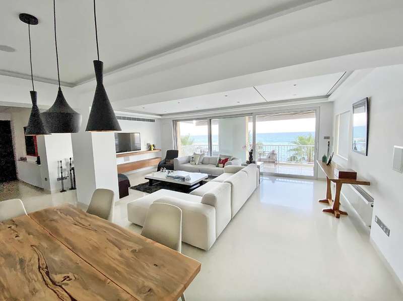 Beachfront Luxury Image