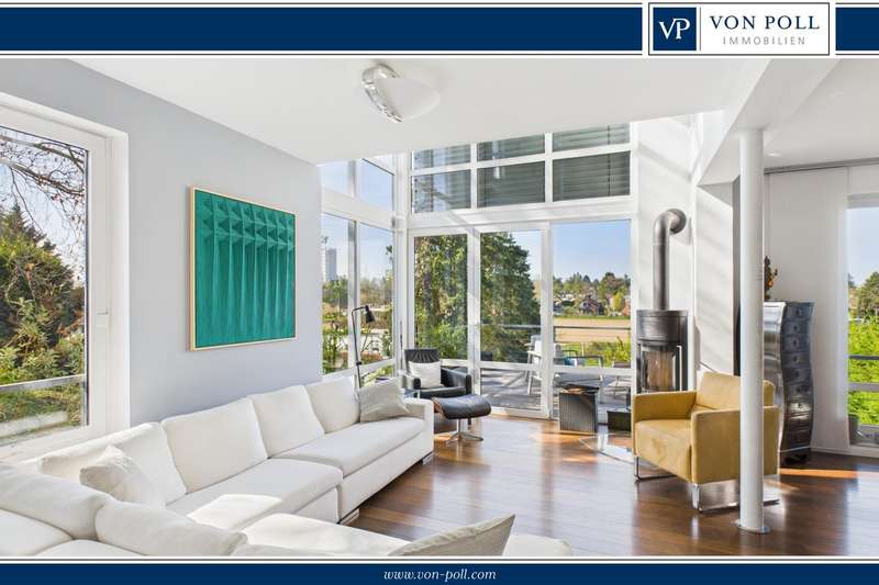 Lichtdurchflutetes Wohnzimmer