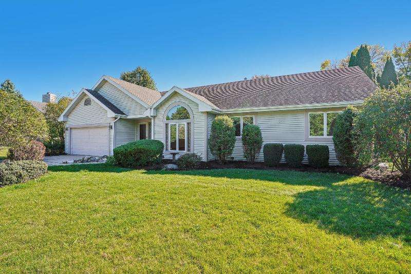 5 BEDROOM, 3 BA RANCH!