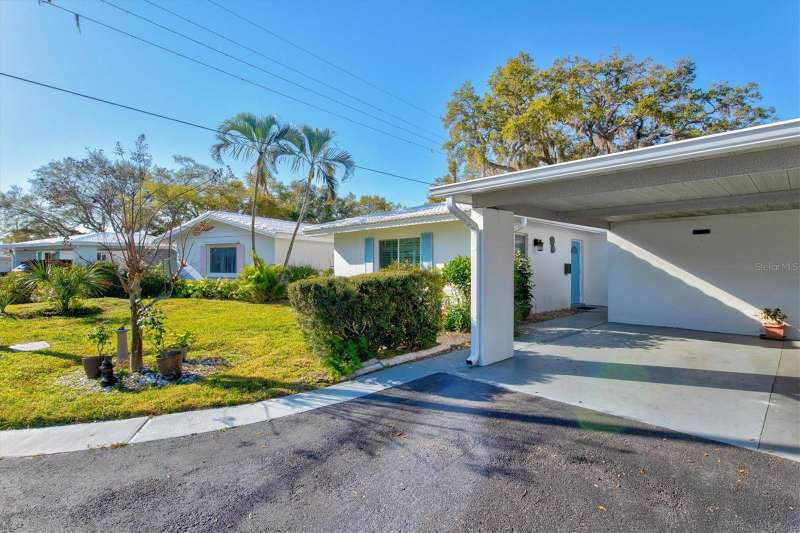 Carport