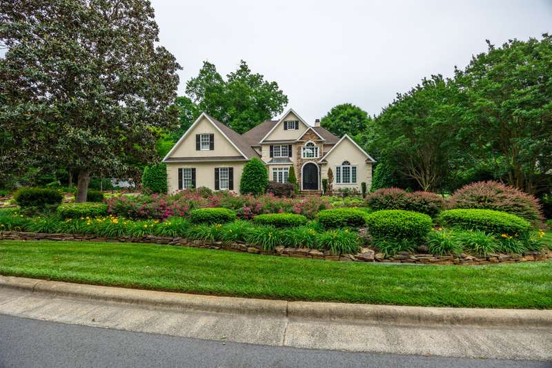 Home adjoins Stoney Creek Golf Course