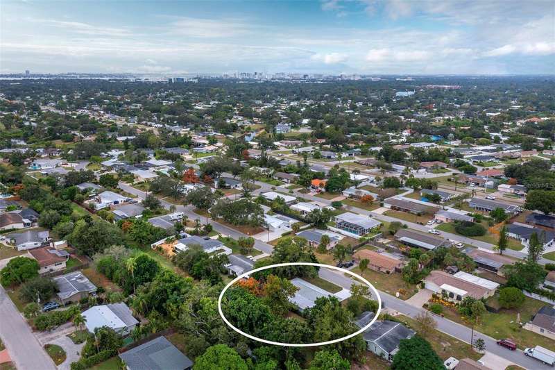 Just 1.5 miles to the water!