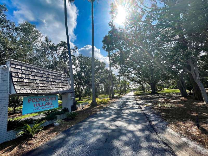 COMMUNITY ENTRANCE