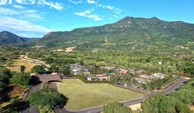 Palmaris  Aerial to the mountain