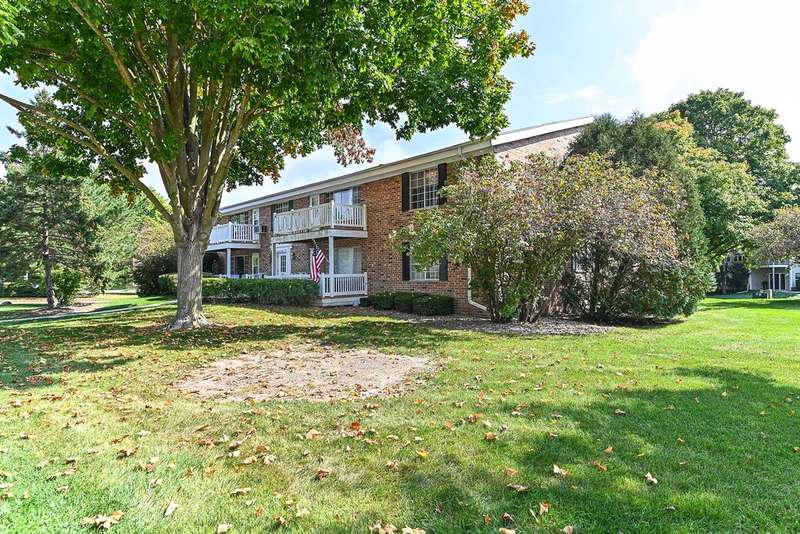 157 Linden Lane #8