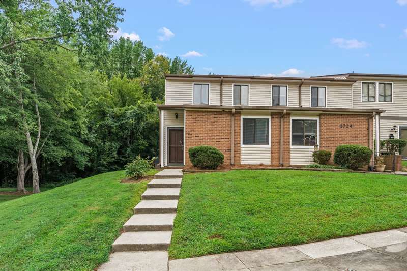 Welcome to 1724 N Hamilton St Unit A