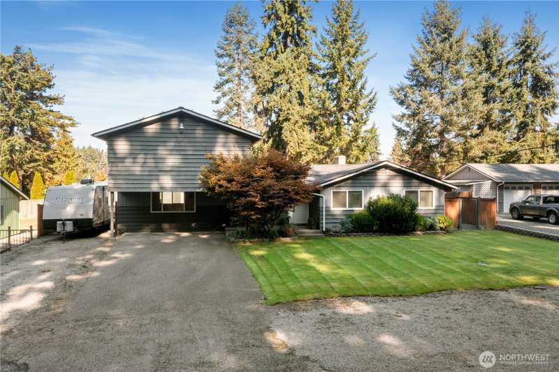 Welcome to 4717 80th St E