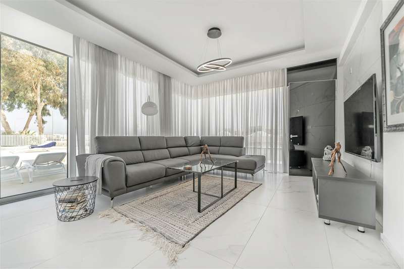 Seaside Living Image