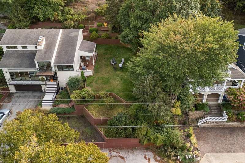 8-custom-DJI_20251017135143_0609_D