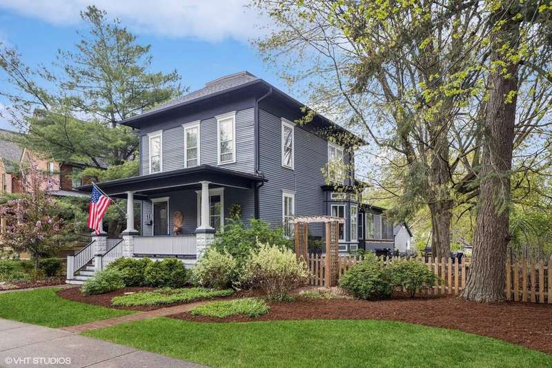Curb Appeal to Spare!