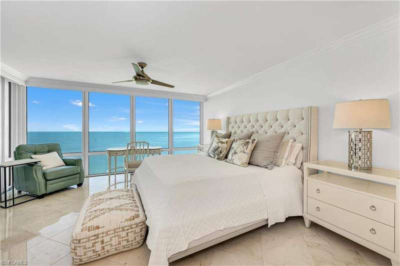 Primary Bedroom with Direct Gulf Views!