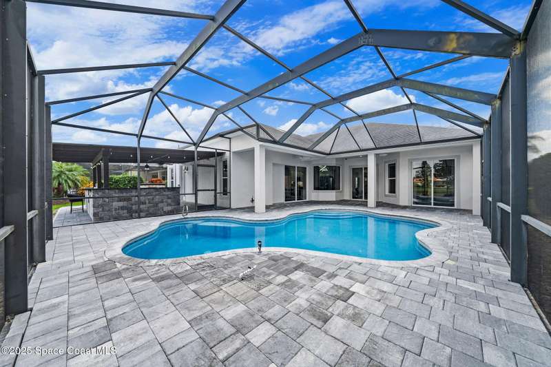 1-web-or-mls-3611-gatlin-dr