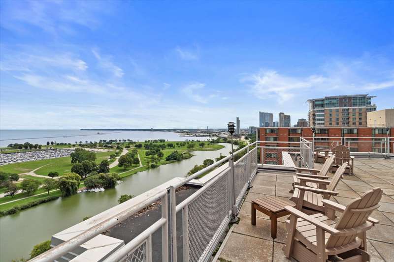 1610 N Prospect #201