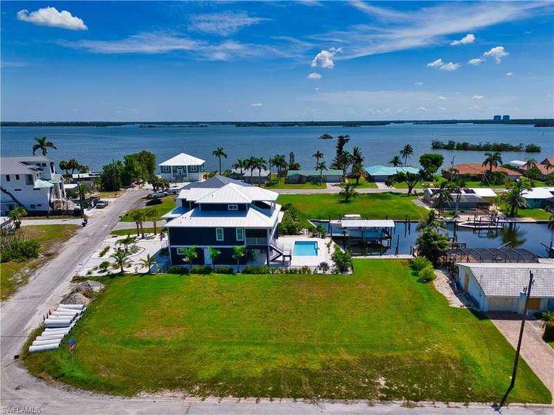 The Estero Bay is not far away!!