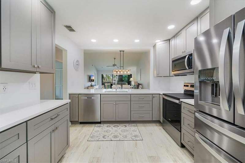 Renovated, spacious Kitchen with lots of storage and countertop space