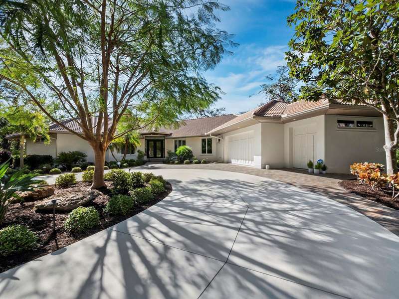 Totally renovated 4-bedroom sanctuary