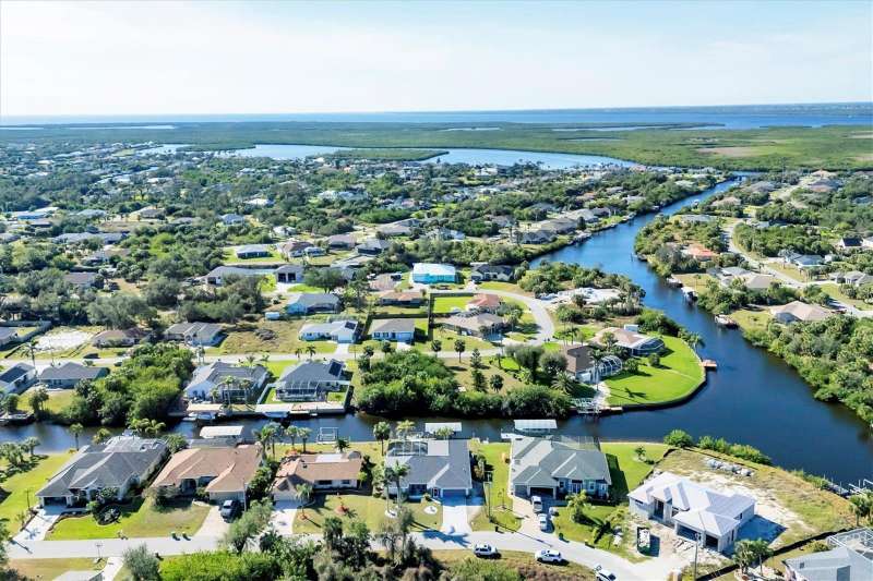 Cruise from your own backyard down the Manchester Waterway out to the open waters of Charlotte Harborperfect for boaters and anglers looking for adventure just steps from home!