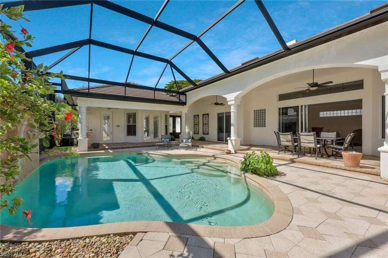 Arthur Rutenberg Courtyard Home